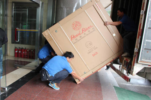 阿拉善钢琴贵重工艺品无忧运